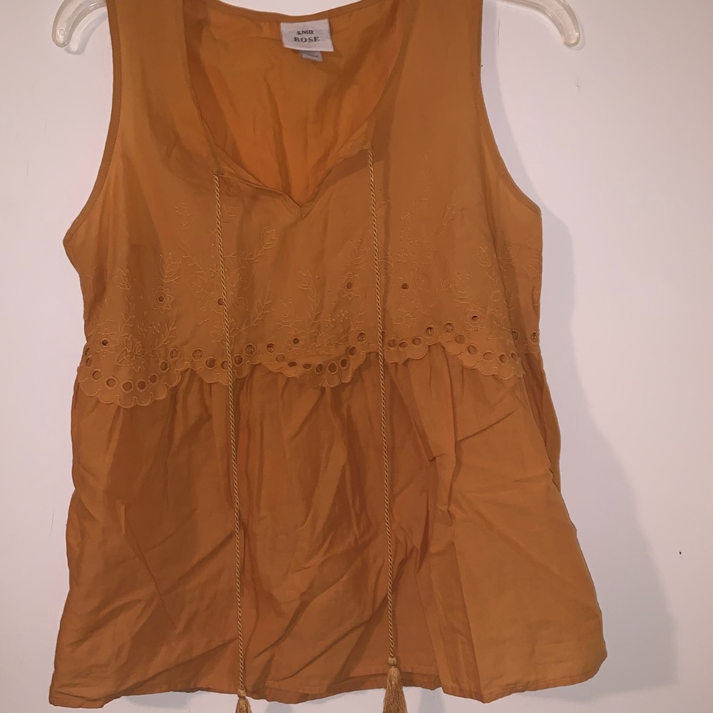 Women’s cute tank top
